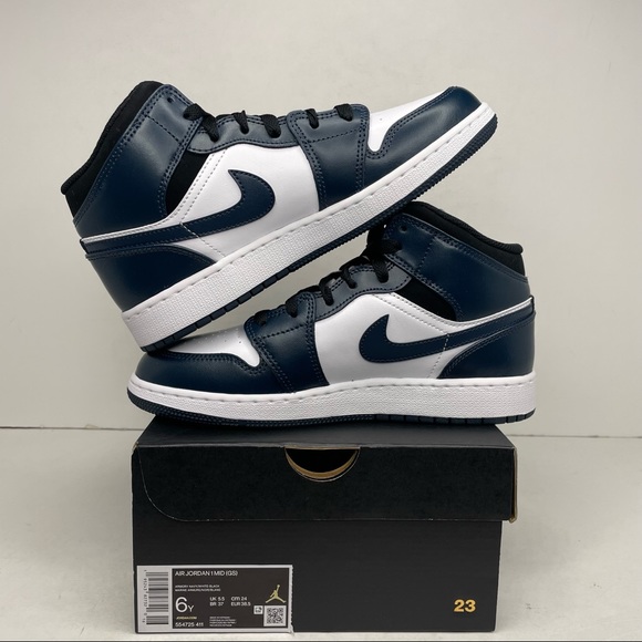 Nike Air Jordan 1 Retro Mid GS “Armory Navy” NEW 2022 - Picture 3 of 4